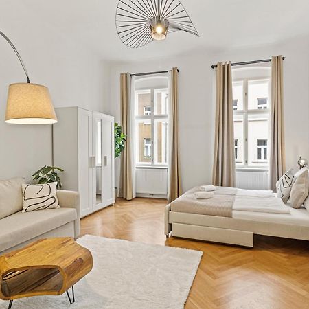Cozy Vienna Apartments - 4 Min U6 Josefstaedterstrasse Bagian luar foto
